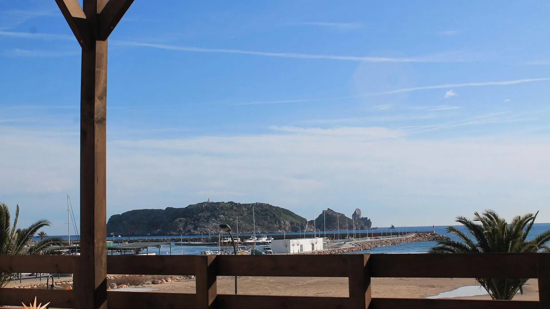 Seafront L'Estartit Apartments